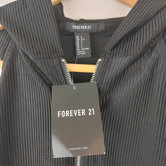 FOREVER 21 | NWT Black Ribbed Hooded Body Suite - Picture 10 of 10